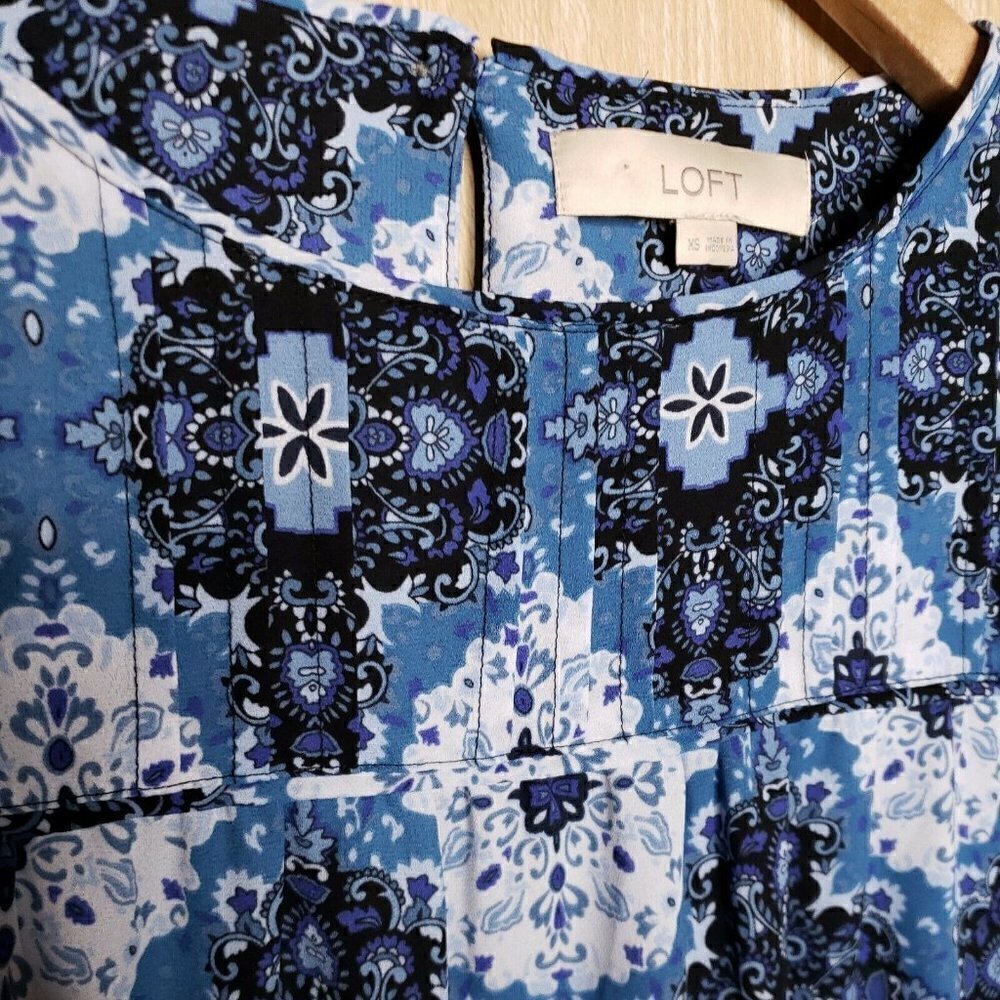 Loft Womens Blue Long Sleeve Silky Blouse XS - Picture 3 of 6